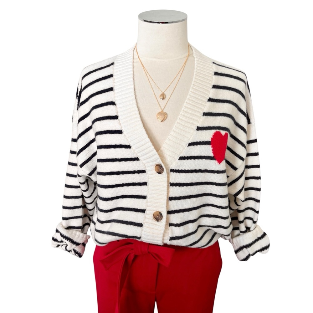 New OLD NAVY SoSoft V-Neck Valentine Heart 
Cardigan Sweater Striped Crm Navy M - Picture 3 of 13